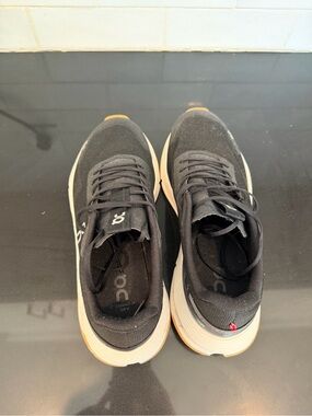 On Running Cloud Women’s Running Shoes